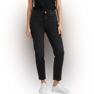 Aritzia Wilfred Free Straight Leg Black Denim Jeans